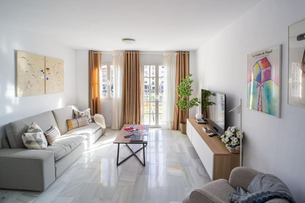 Central And Beautiful Apartment - Free Parking Màlaga Exteriér fotografie