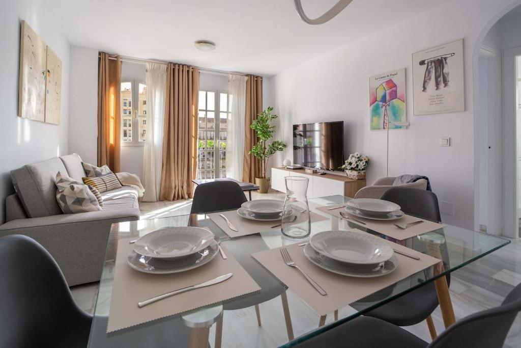 Central And Beautiful Apartment - Free Parking Màlaga Exteriér fotografie
