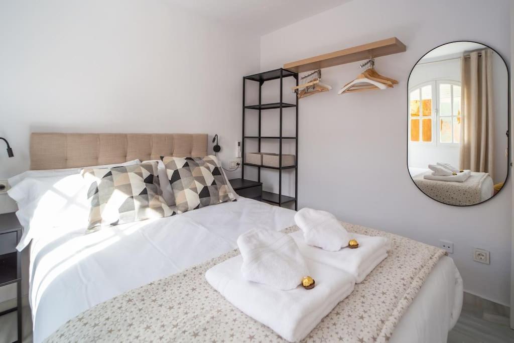 Central And Beautiful Apartment - Free Parking Màlaga Exteriér fotografie